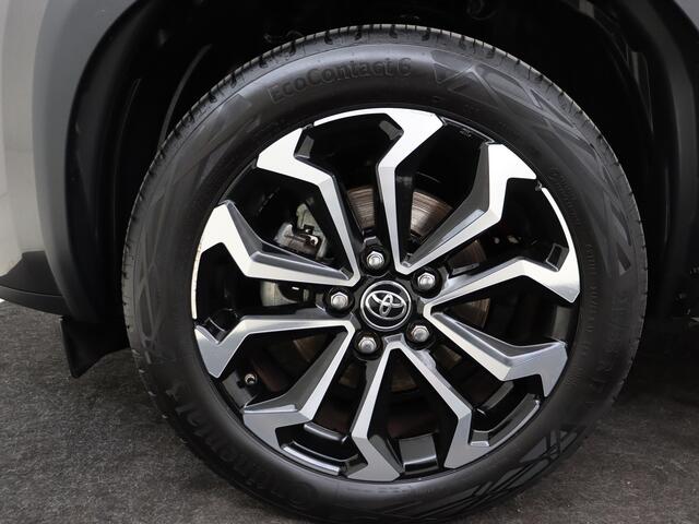 Toyota YARIS Cross 1.5 Hybrid Dynamic | Climate control | Adaptive cruise control | LM velgen |