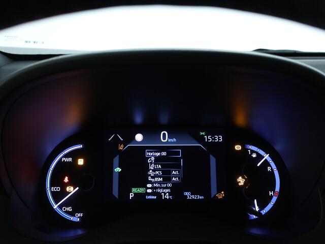 Toyota YARIS Cross 1.5 Hybrid Dynamic | Parkeersensoren | Stoel- en stuurwielverwarming |