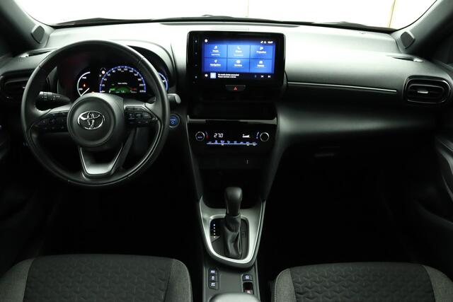 Toyota YARIS Cross 1.5 Hybrid Dynamic | Trekhaak | Hoogzitter | Climate Control | 10 Jaar garantie! | Camera | Adaptieve Cruise Control |