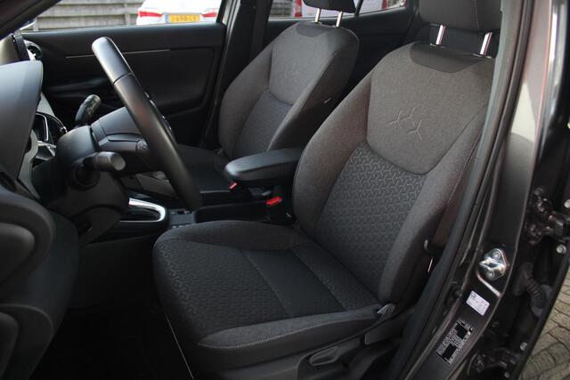 Toyota YARIS Cross 1.5 Hybrid Dynamic Achteruitrijcamera, Cruise Control Adaptief, Navigatie, Climate Control, Keyless Entry/Start