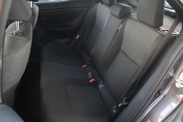 Toyota YARIS Cross 1.5 Hybrid Dynamic Achteruitrijcamera, Cruise Control Adaptief, Navigatie, Climate Control, Keyless Entry/Start