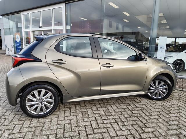 Toyota YARIS 1.5 Hybrid Dynamic | Keyless Entry | Stoel/Stuurverwarming
