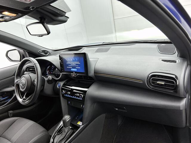 Toyota YARIS Cross 1.5 Hybrid Adventure | Half lederen bekleding | Stoel en stuur verwarming | JBL |