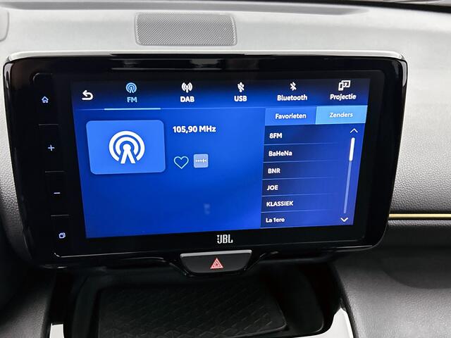 Toyota YARIS Cross 1.5 Hybrid Adventure | Half lederen bekleding | Stoel en stuur verwarming | JBL |