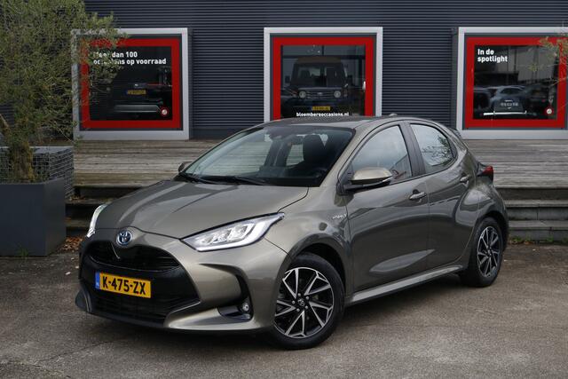 Toyota YARIS 1.5 Hybrid Dynamic | Apple Carplay | Achteruitrijcamera | Poetsen BB + foto's 1 november