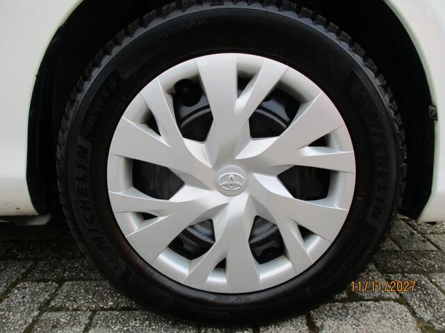 Toyota YARIS 1.5 Hyb. Asp NEDERLANDSE AUTO! NAP!