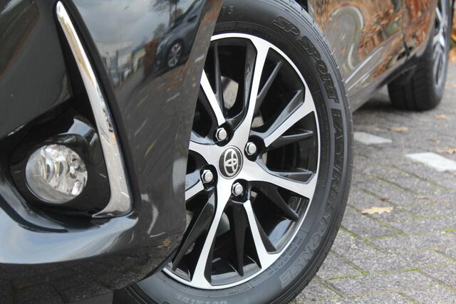 Toyota YARIS 1.5 Hybrid Aspiration | Rijklaar | 'Trekhaak' | Stoelverw. | Cruise | Camera | Clima | Regensensor | Dealer onderhouden