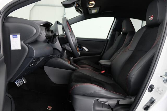 Toyota YARIS 1.5 Hybrid GR Sport | ADAP. CRUISE | STOEL-STUURVERW. |