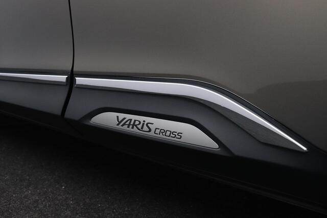 Toyota YARIS Cross 1.5 Hybrid 130 Launch Edition | NL Auto | Trekhaak | JBL Audio | Stoelverwarming |