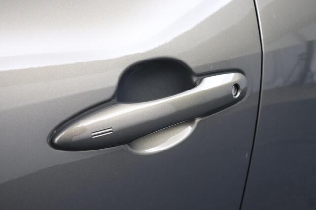 Toyota YARIS Cross 1.5 Hybrid 130 Launch Edition | NL Auto | Trekhaak | JBL Audio | Stoelverwarming |