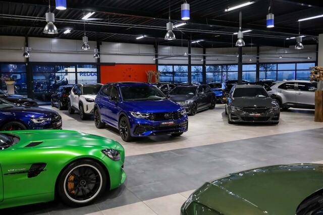 Toyota YARIS 1.5 Hybrid Adventure / Panodak / Trekhaak afnb./ Camera /Elektr. A-Klep/ Head-up