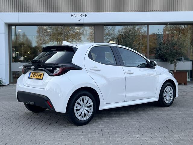 Toyota YARIS 1.5 Hybrid Active | All Season | Camera | AppleCarplay/Android A