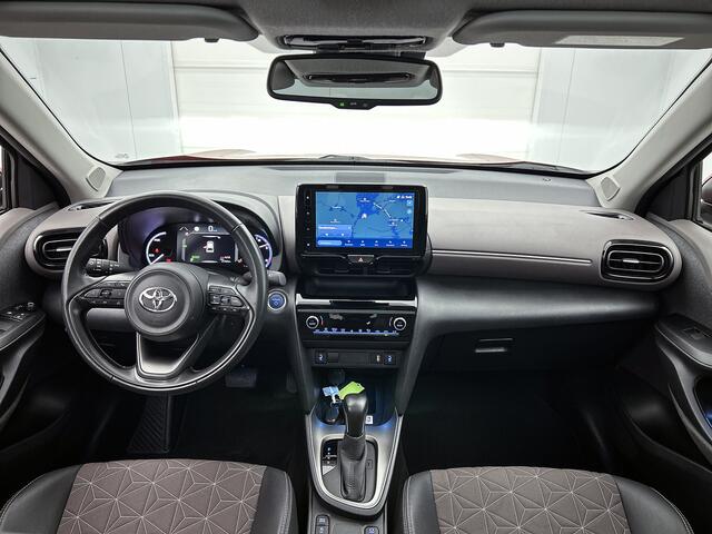Toyota YARIS Cross 1.5 Hybrid Executive | Pano dak | Leder interieur | Afneembare trekhaak |