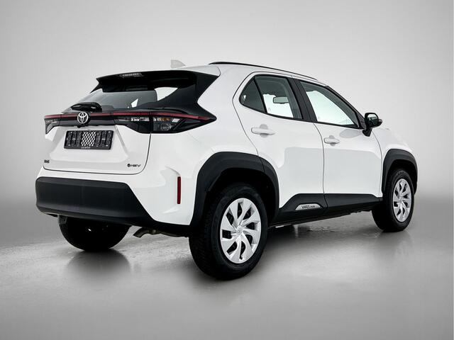 Toyota YARIS Cross 1.5 Hybrid 115 Active | DEMO & DIRECT LEVERBAAR | Stoelverwarming | Groot Navigatiescherm | Facelift Model | SL 84