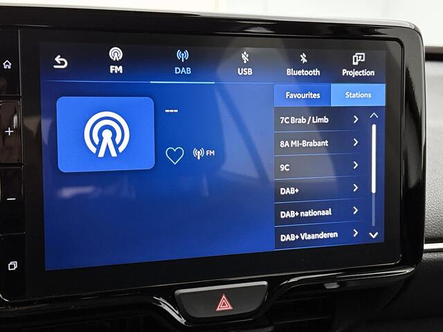 Toyota YARIS Cross 1.5 Hybrid 115 Active | DEMO & DIRECT LEVERBAAR | Stoelverwarming | Groot Navigatiescherm | Facelift Model | SL 84