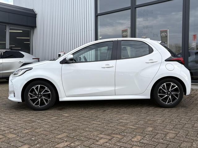 Toyota YARIS 1.5 Hybrid Business Plus