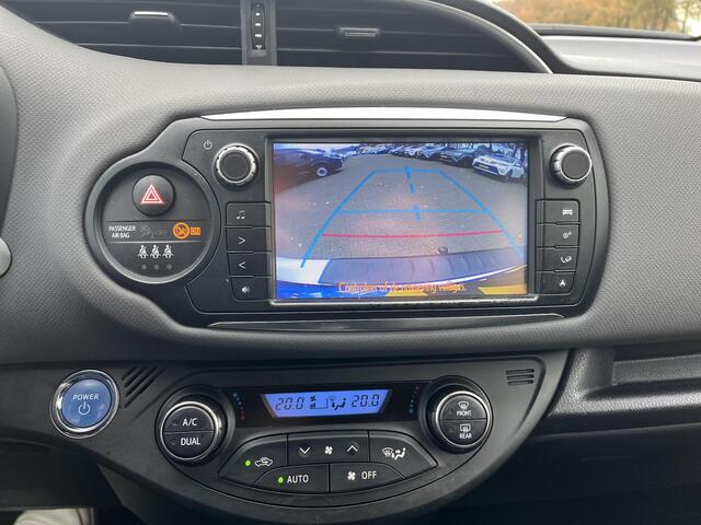 Toyota YARIS 1.5 Hybrid Lease Limited | Navigatiesysteem | Afneembare trekhaak | Camera