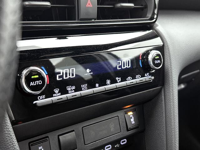 Toyota YARIS Cross 1.5 Hybrid 130 GR Sport | BTW voertuig | Sportstoelen | Stoelverwarming |