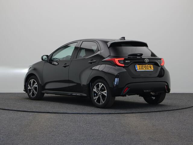 Toyota YARIS 1.5 Hybrid 115 Dynamic | Stoel en Stuurverwarming | Climate Control | Adaptieve Cruise Control | Achteruitrijcamera |