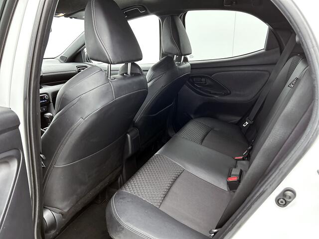Toyota YARIS 1.5 Hybrid Executive | Stoelverwarming |