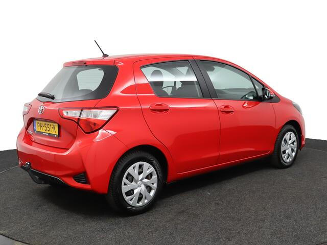 Toyota YARIS 1.0 VVT-i Comfort | Airco | Centrale vergrendeling | Bluetooth |