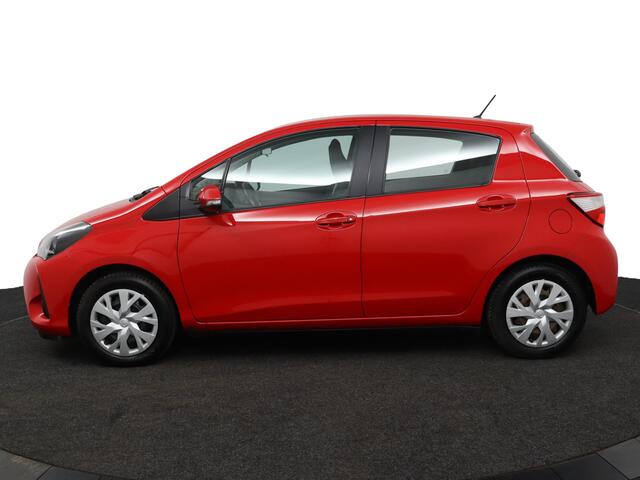 Toyota YARIS 1.0 VVT-i Comfort | Airco | Centrale vergrendeling | Bluetooth |