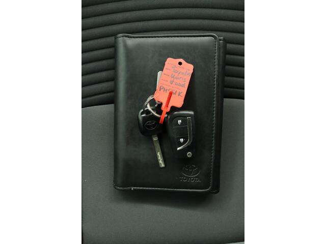 Toyota YARIS 1.0 VVT-i Comfort | Airco | Centrale vergrendeling | Bluetooth |