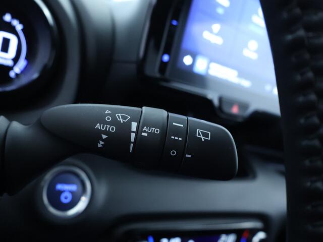 Toyota YARIS 1.5 Hybrid Executive Navigatie | Licht Metalen velgen | Achteruitrijcamera |