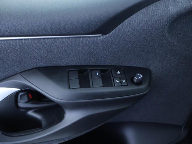 Toyota YARIS 1.5 Hybrid Dynamic Navigatie via Apple Carplay/Andriod auto | Licht Metalen velgen