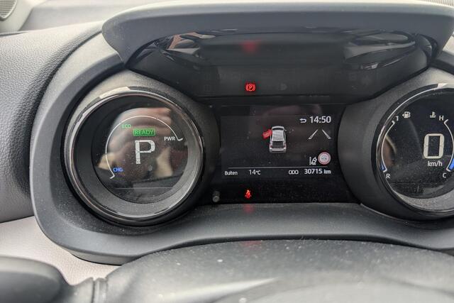 Toyota YARIS 1.5 Hybrid Executive Limited Ivory