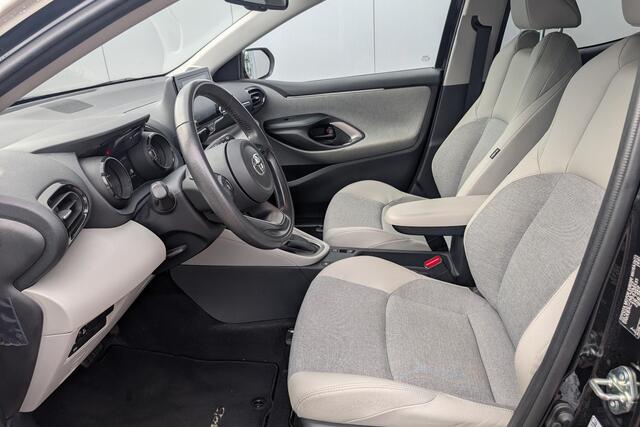 Toyota YARIS 1.5 Hybrid Executive Limited Ivory