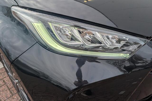 Toyota YARIS 1.5 Hybrid Executive Limited Ivory