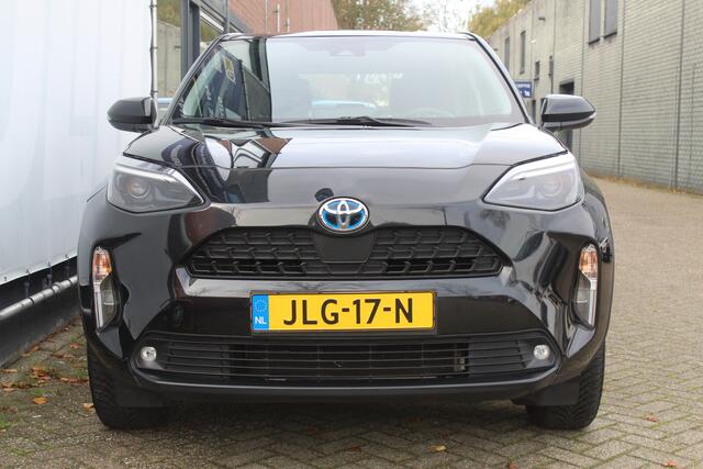 Toyota YARIS Cross 1.5 Hybrid GR Sport Apple carplay/ android auto l Armsteun l Elektrisch inklapbare buitenspiegels l Climate control l Achteruitrijcamera