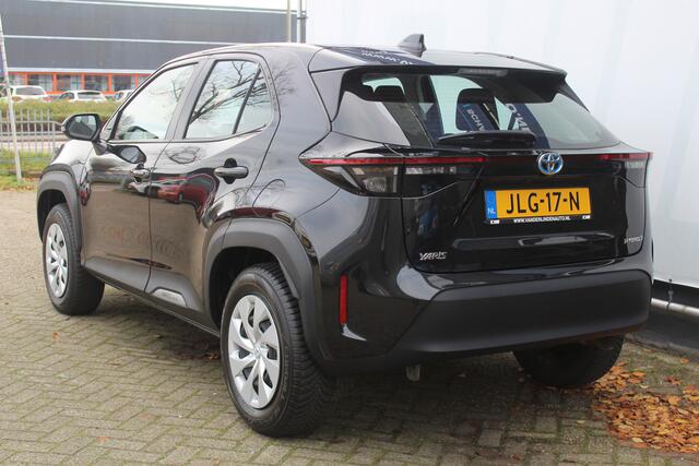 Toyota YARIS Cross 1.5 Hybrid GR Sport Apple carplay/ android auto l Armsteun l Elektrisch inklapbare buitenspiegels l Climate control l Achteruitrijcamera