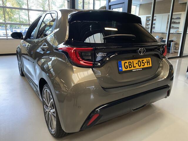 Toyota YARIS 1.5 Hybrid 130 Executive Head up display, Navi, Panorama, JBL Audio