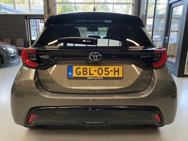 Toyota YARIS 1.5 Hybrid 130 Executive Head up display, Navi, Panorama, JBL Audio