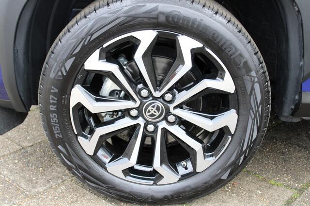 Toyota YARIS 1.5 Hybrid Dynamic Bi-Tone