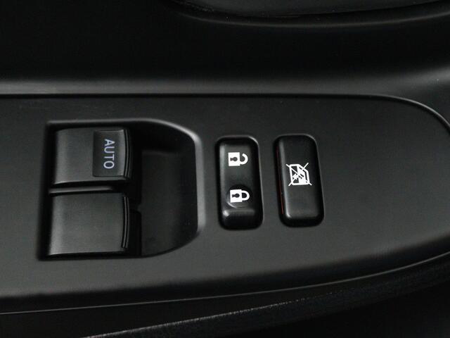 Toyota YARIS 1.5 Hybrid Trend | Navigatie | Camera |