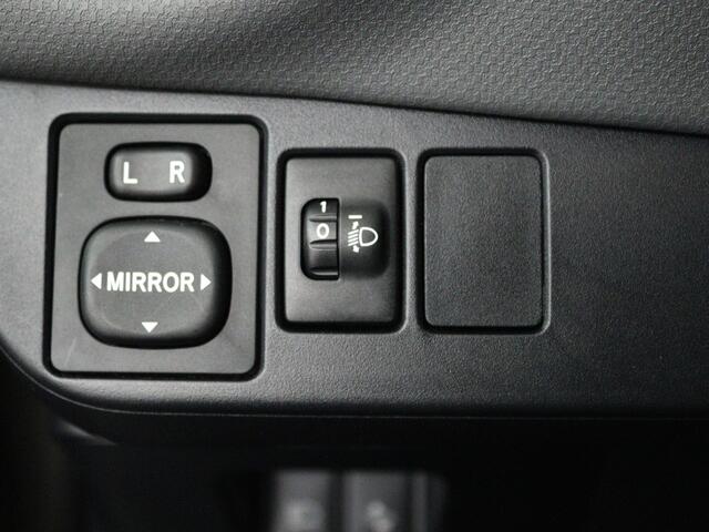 Toyota YARIS 1.5 Hybrid Trend | Navigatie | Camera |