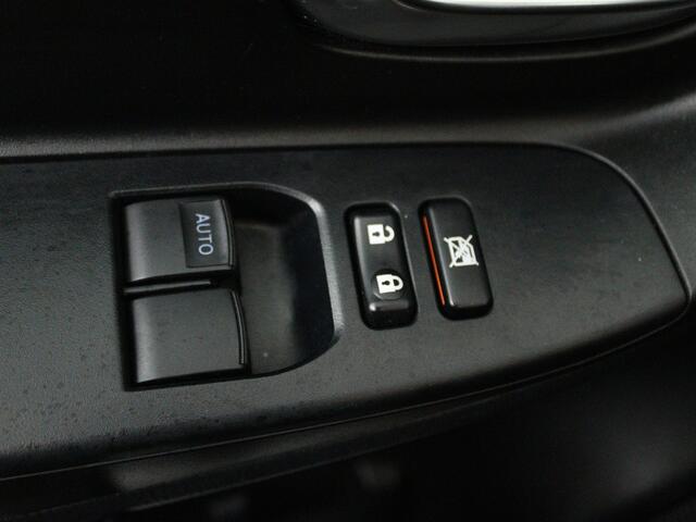 Toyota YARIS 1.5 VVT-i Active | Navigatie | Camera |