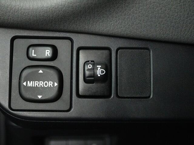 Toyota YARIS 1.5 VVT-i Active | Navigatie | Camera |