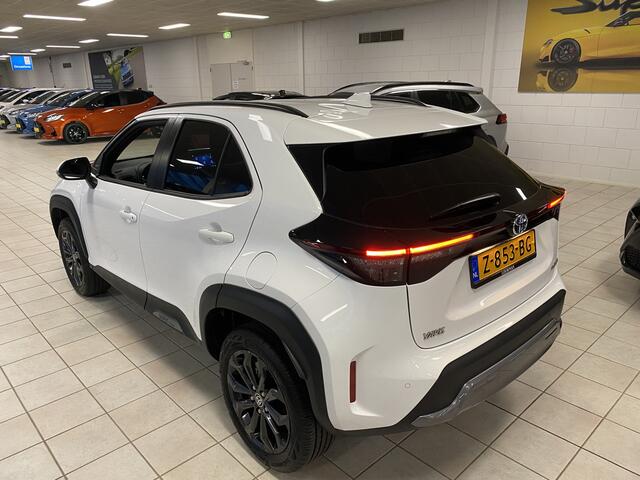 Toyota YARIS Cross 1.5 Hybrid Explore | PDC | Stoelverwarming
