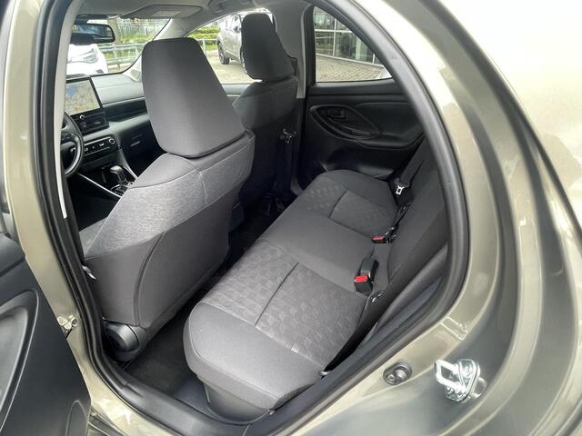 Toyota YARIS 1.5 Hybrid 115 First Edition