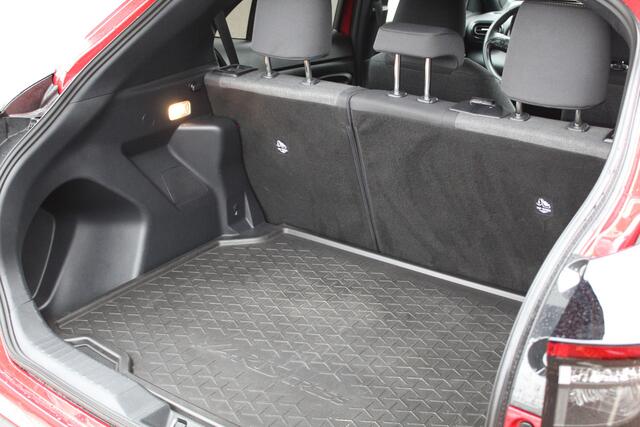 Toyota YARIS Cross 1.5 Hybrid Dynamic | Rijklaar | Trekhaak | Navi | Camera | Apple/Android | Clima | Adap Cruise