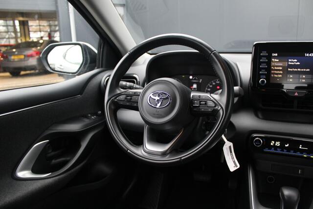 Toyota YARIS 1.5 Hybrid Active | Incl. 12 maanden garantie | 1ste eigenaar | 100% dealer onderhouden | Cruise control | Climate control | Lane assist | Parkeercamera |