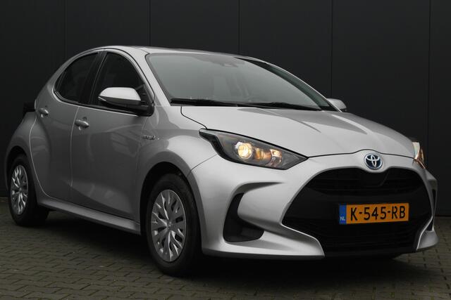 Toyota YARIS 1.5 Hybrid Active | Incl. 12 maanden garantie | 1ste eigenaar | 100% dealer onderhouden | Cruise control | Climate control | Lane assist | Parkeercamera |