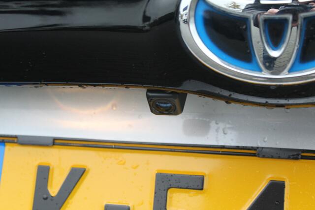 Toyota YARIS 1.5 Hybrid Active | Incl. 12 maanden garantie | 1ste eigenaar | 100% dealer onderhouden | Cruise control | Climate control | Lane assist | Parkeercamera |