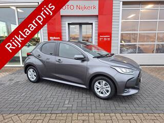 toyota-yaris-1.5-vvt-i-first-editio