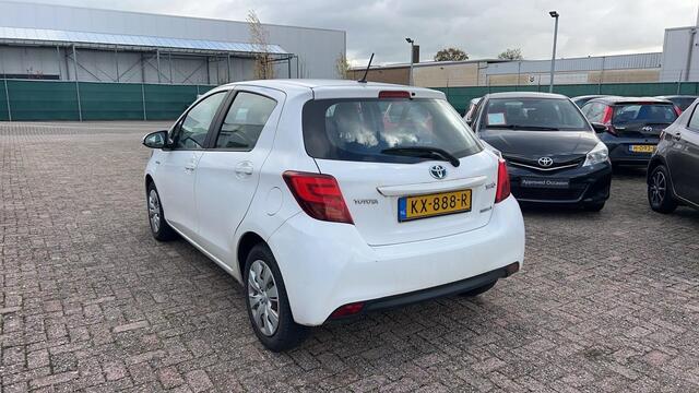 Toyota YARIS 1.5 Hybrid Now