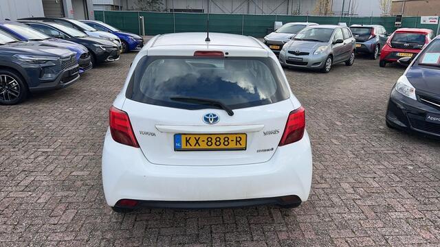 Toyota YARIS 1.5 Hybrid Now